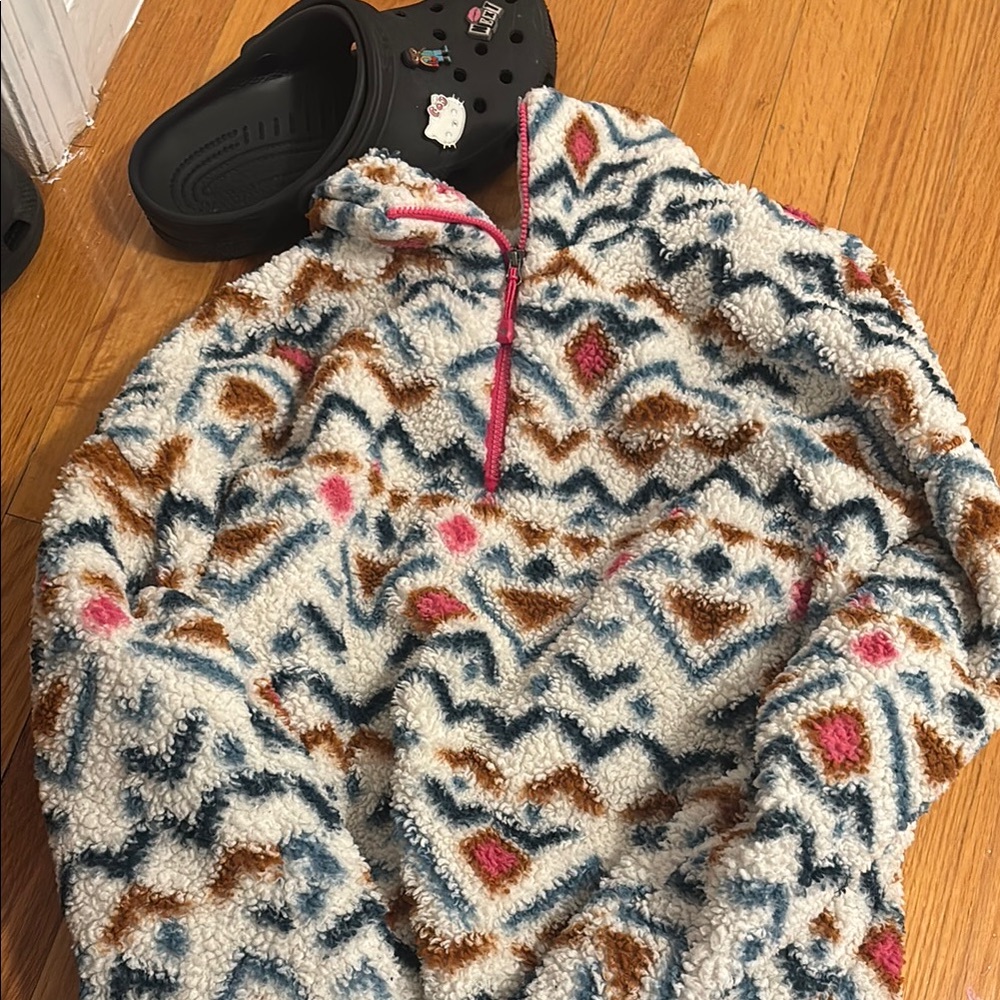 Cozy Patterned Fleece Pullover